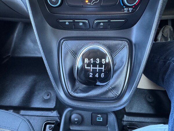 Used Ford Transit Connect 2020 for sale - 73874335: Photo 27