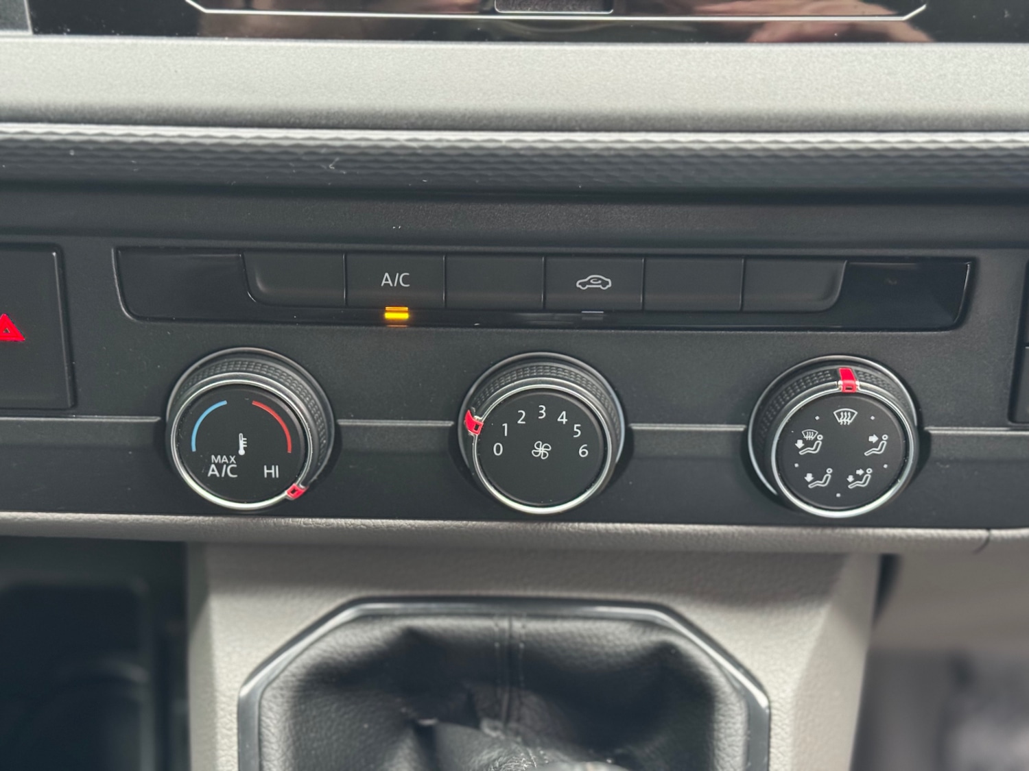 Used Volkswagen Transporter 2020 for sale - 77326617: Photo 29