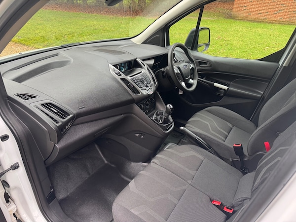 Used Ford Transit Connect 2017 for sale - 73479441: Photo 18