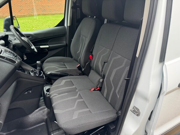 Used Ford Transit Connect 2017 for sale - 73479441: Photo 19