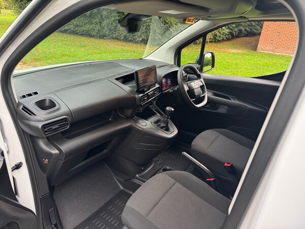 Used Vauxhall Combo 2024 for sale - 76157500: Photo 11