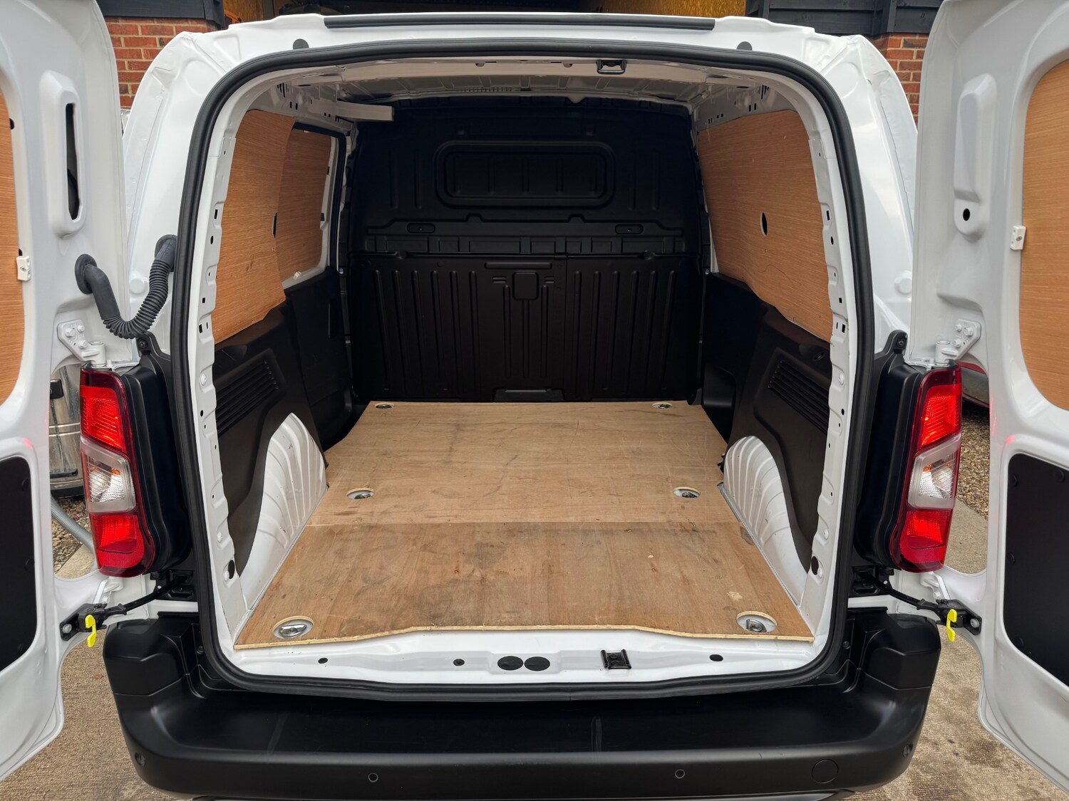 Used Vauxhall Combo 2024 for sale - 76157500: Photo 14