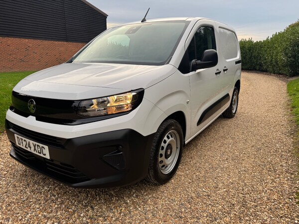 Used Vauxhall Combo 2024 for sale - 76157500: Photo 1