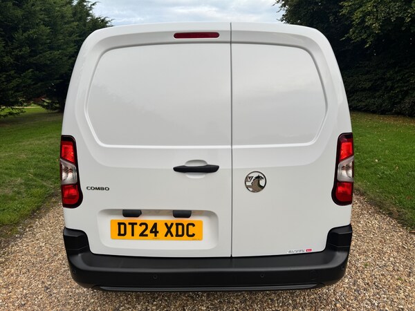 Used Vauxhall Combo 2024 for sale - 76157500: Photo 7
