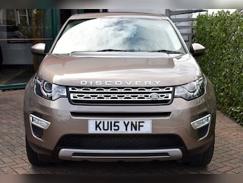 Used Land Rover Discovery Sport 2015 for sale - 75843108: Photo