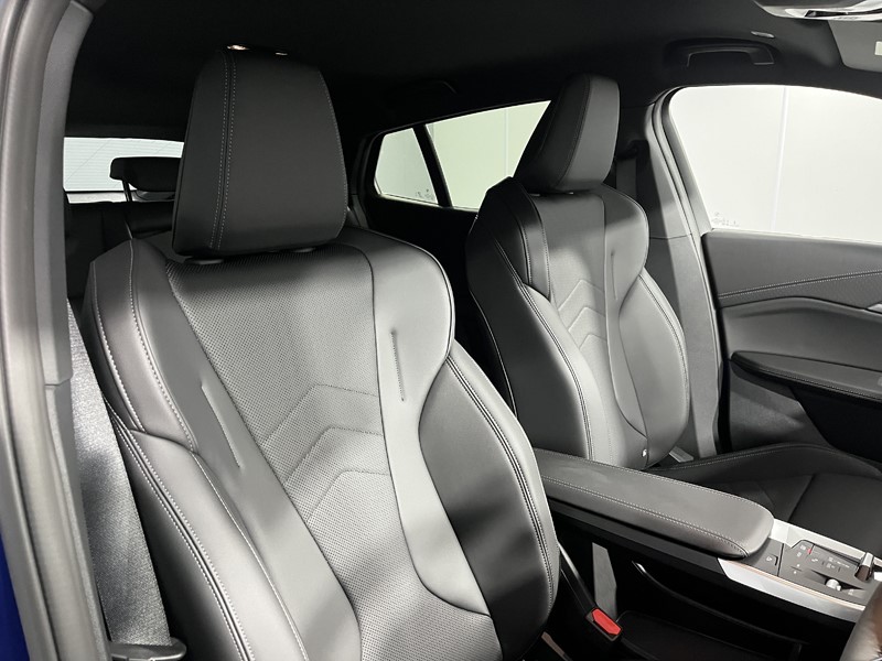 Used BMW iX2 2025 for sale - 76980915: Photo 11