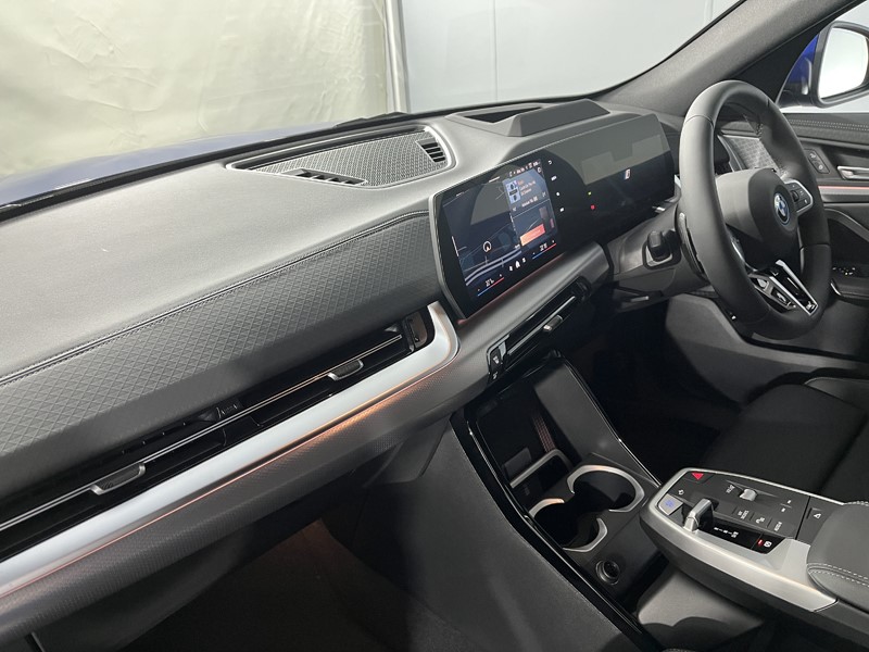 Used BMW iX2 2025 for sale - 76980915: Photo 7