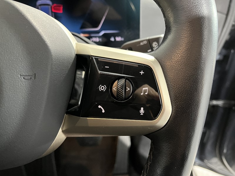 Used BMW iX 2022 for sale - 78108855: Photo 25