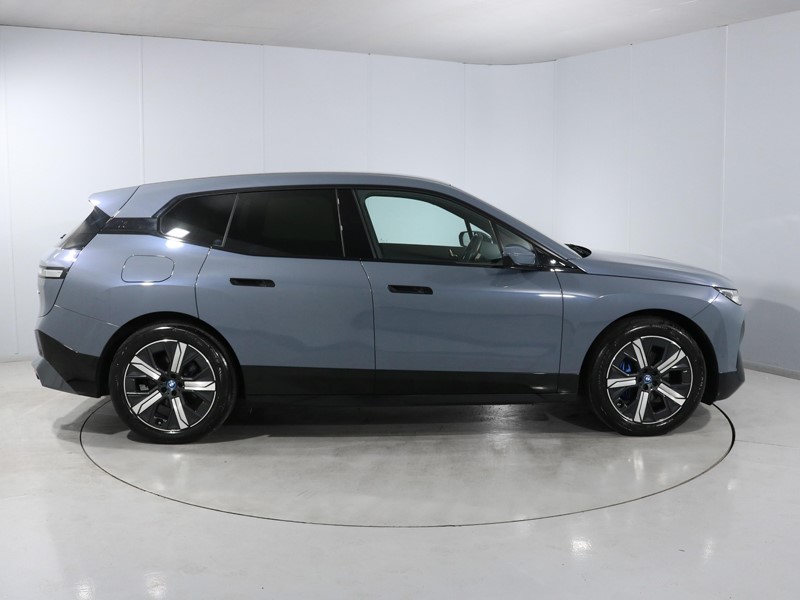 Used BMW iX 2022 for sale - 78108855: Photo 3