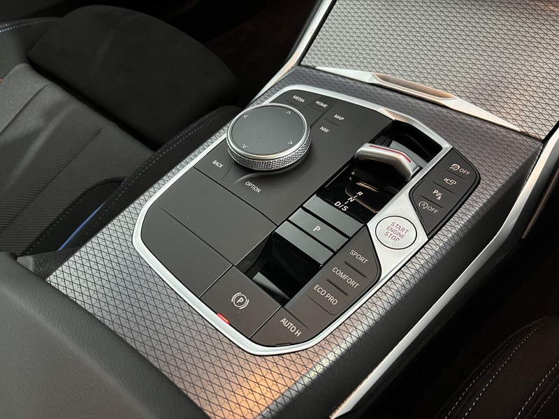 Used BMW 3 Series 2025 for sale - 76981636: Photo 10