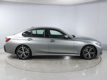 Used BMW 3 Series 2024 for sale - 77186433: Photo