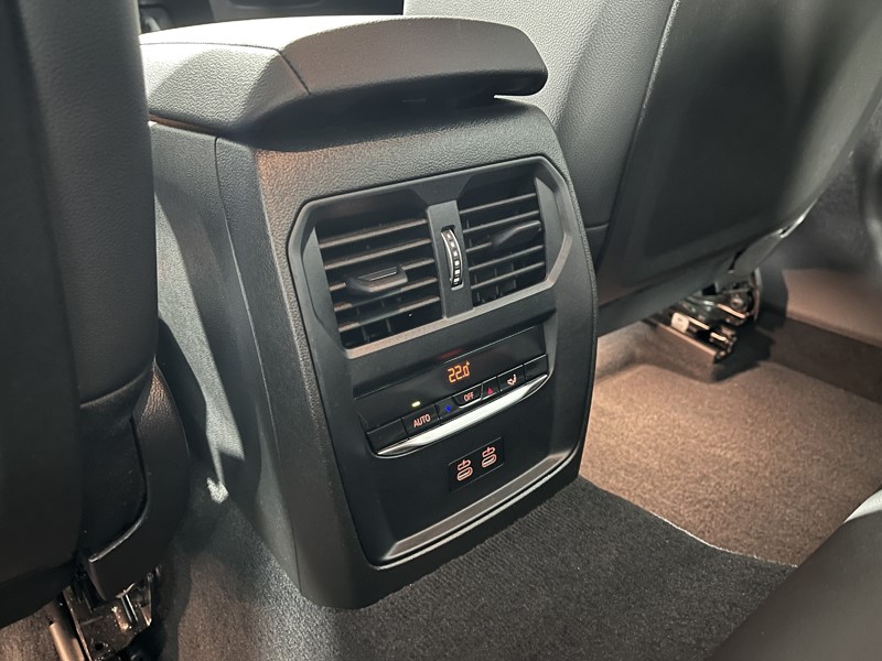 Used BMW 3 Series 2024 for sale - 77186433: Photo 40