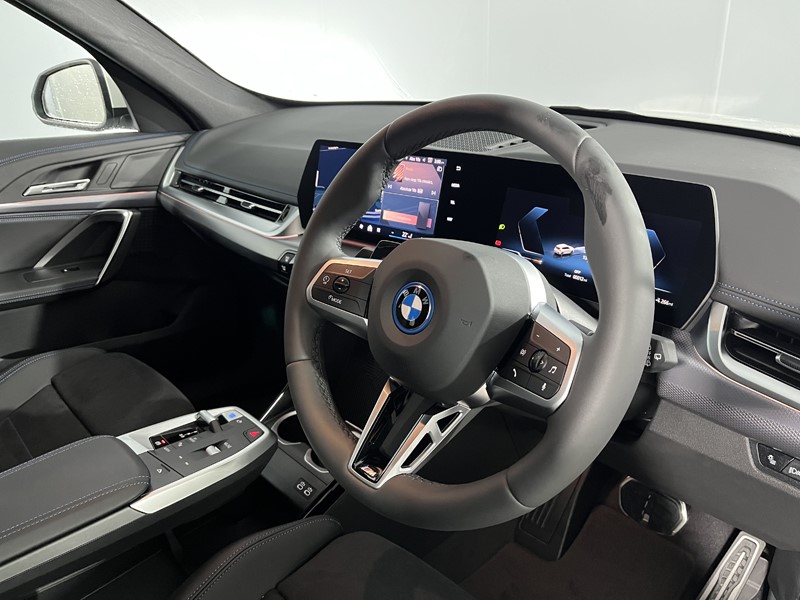 Used BMW iX1 2025 for sale - 77001380: Photo 6