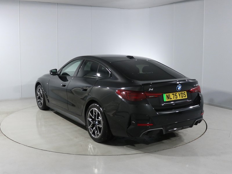 Used BMW i4 2025 for sale - 77106110: Photo 2