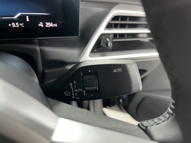 Used BMW i4 2025 for sale - 77106110: Photo 25