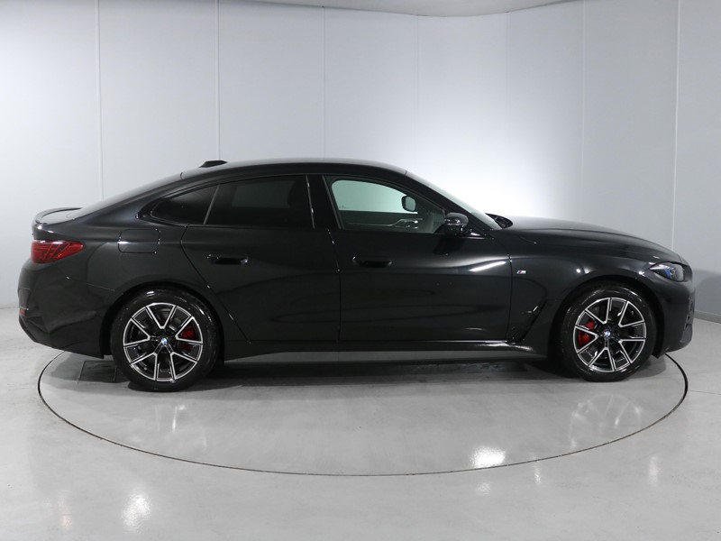 Used BMW i4 2025 for sale - 77106110: Photo 3