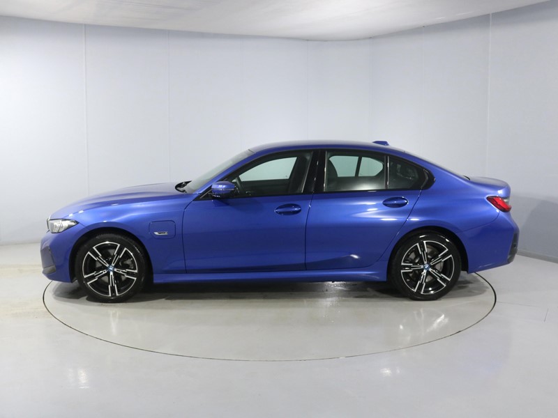 Used BMW 3 Series 2024 for sale - 77353884: Photo 51