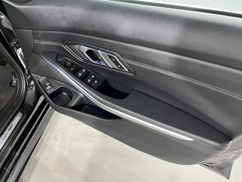 Used BMW 3 Series 2021 for sale - 77001378: Photo 19