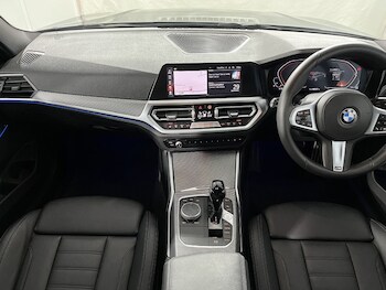 Used BMW 3 Series 2021 for sale - 77001378: Photo