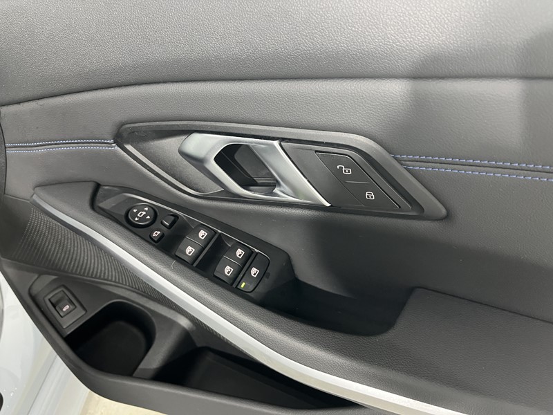 Used BMW 3 Series 2024 for sale - 78199116: Photo 20