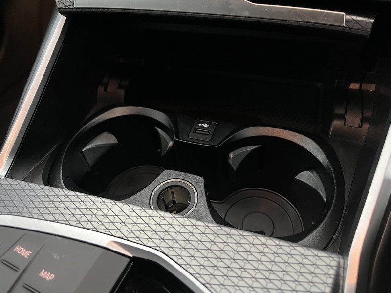 Used BMW 3 Series 2024 for sale - 78199116: Photo 32