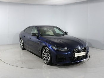 Used BMW 4 Series 2022 for sale - 77700995: Photo