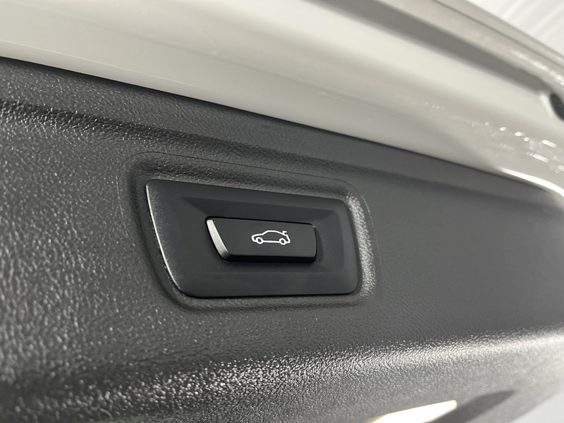 Used BMW 3 Series 2025 for sale - 77258407: Photo 48