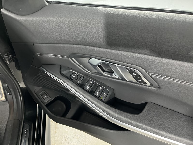 Used BMW 3 Series 2023 for sale - 77690977: Photo 20