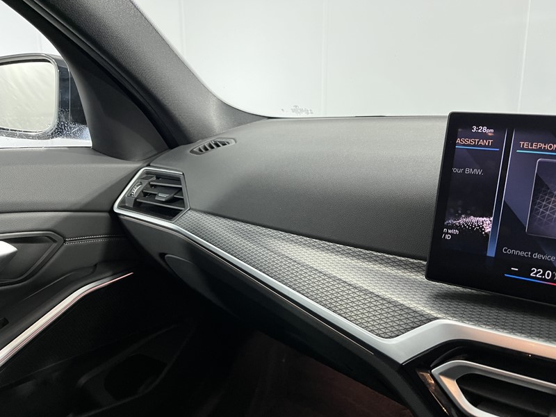 Used BMW 3 Series 2023 for sale - 77690977: Photo 22