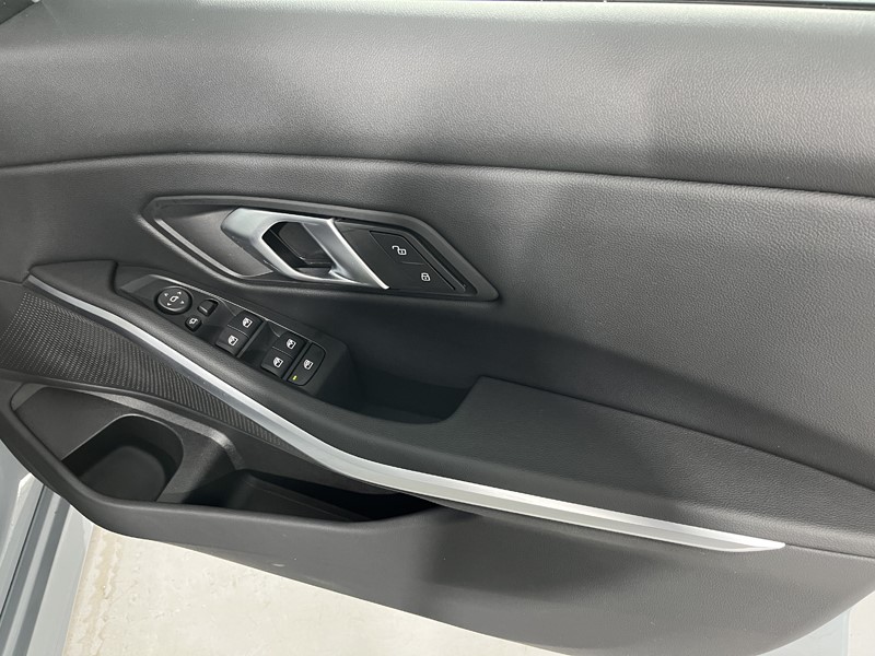 Used BMW 3 Series 2025 for sale - 77649895: Photo 20