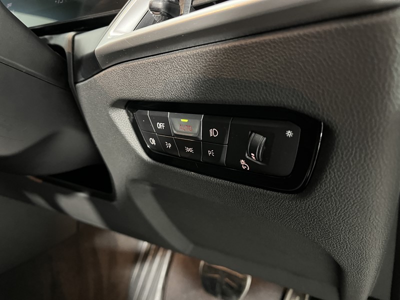 Used BMW 3 Series 2025 for sale - 77649895: Photo 21