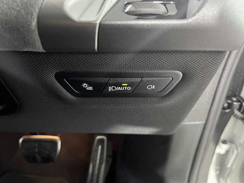 Used BMW iX 2025 for sale - 77581466: Photo 21