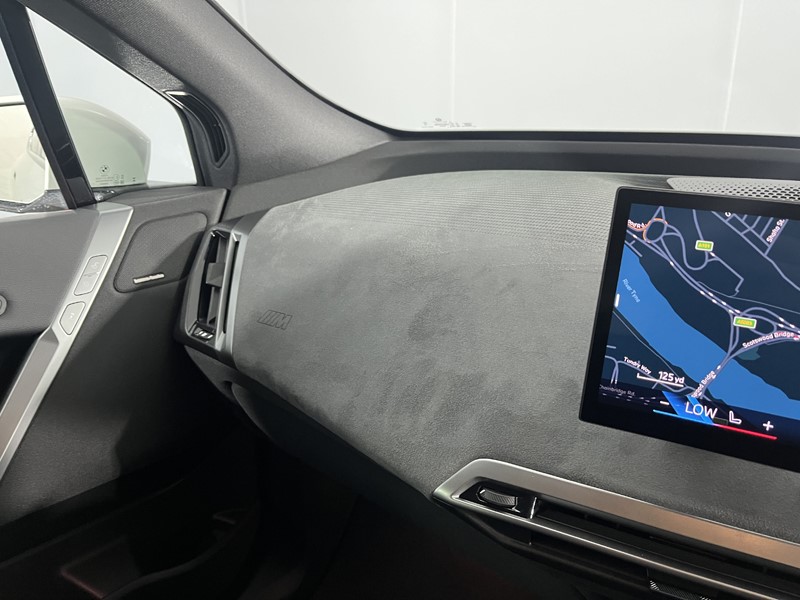 Used BMW iX 2025 for sale - 77581466: Photo 27