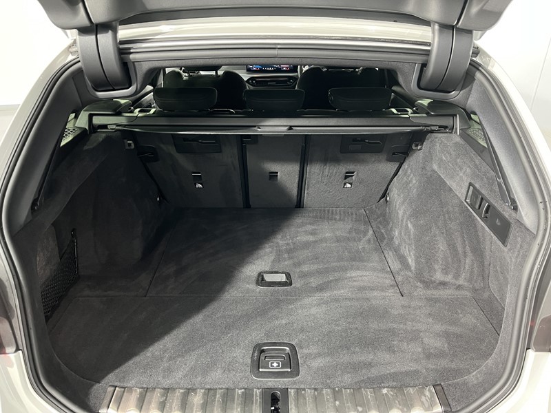 Used BMW 3 Series 2025 for sale - 76981904: Photo 13