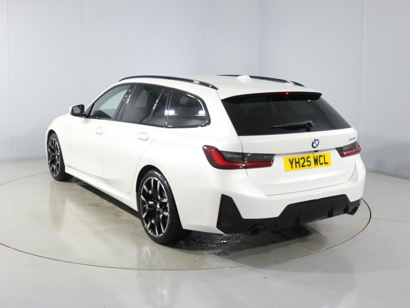 Used BMW 3 Series 2025 for sale - 76981904: Photo 2