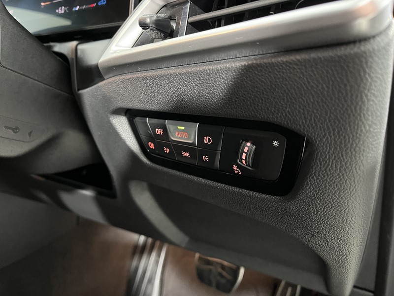 Used BMW 3 Series 2025 for sale - 76981904: Photo 21