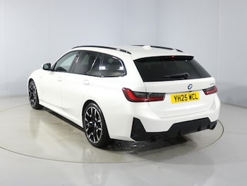 Used BMW 3 Series 2025 for sale - 76981904: Photo