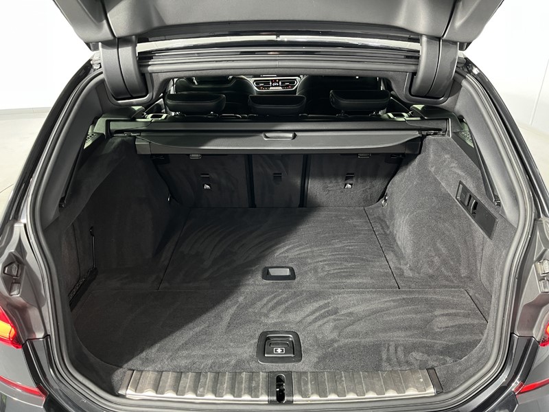 Used BMW 3 Series 2021 for sale - 76981060: Photo 12