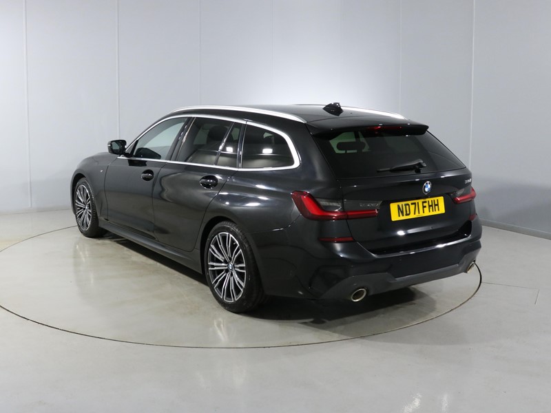 Used BMW 3 Series 2021 for sale - 76981060: Photo 2