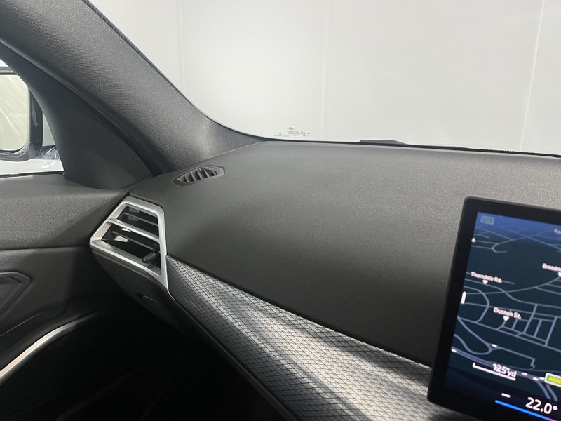 Used BMW 3 Series 2025 for sale - 77001369: Photo 26