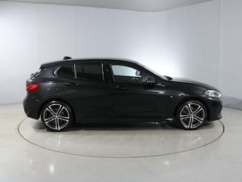 Used BMW 1 Series 2022 for sale - 76981107: Photo