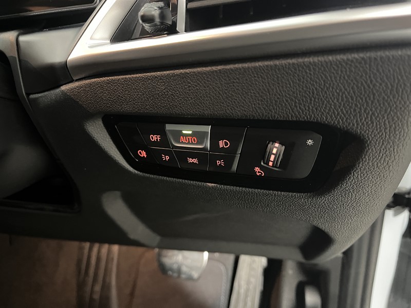 Used BMW 3 Series 2025 for sale - 76982375: Photo 21