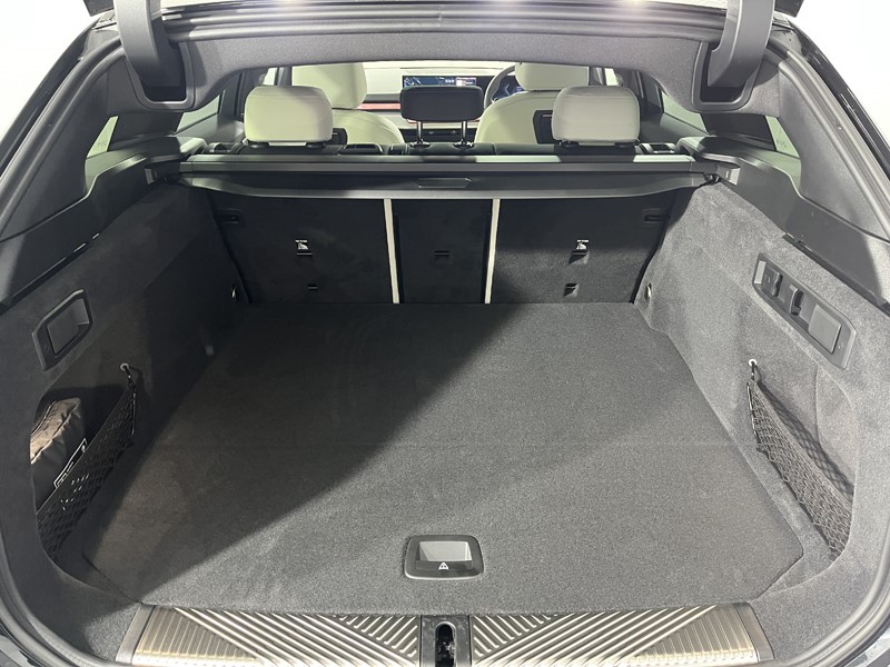 Used BMW 5 Series 2025 for sale - 77581513: Photo 13