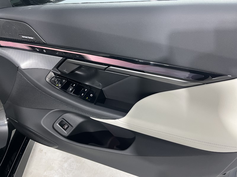 Used BMW 5 Series 2025 for sale - 77581513: Photo 21