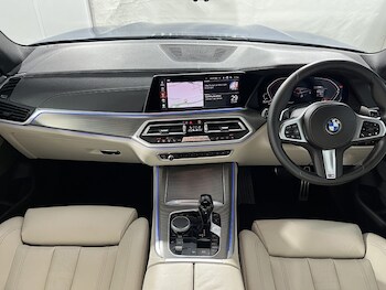 Used BMW X5 2022 for sale - 76980935: Photo