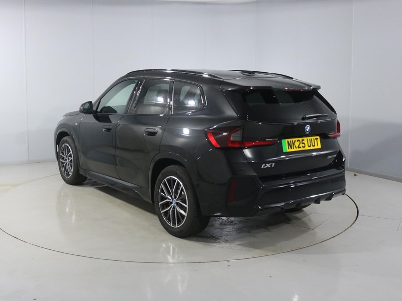 Used BMW iX1 2025 for sale - 77025603: Photo 2