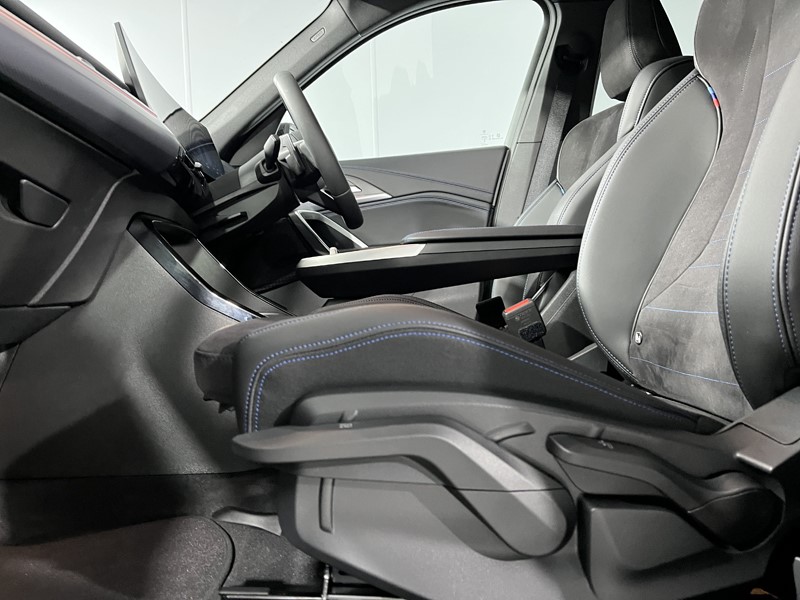 Used BMW iX1 2025 for sale - 77025603: Photo 32