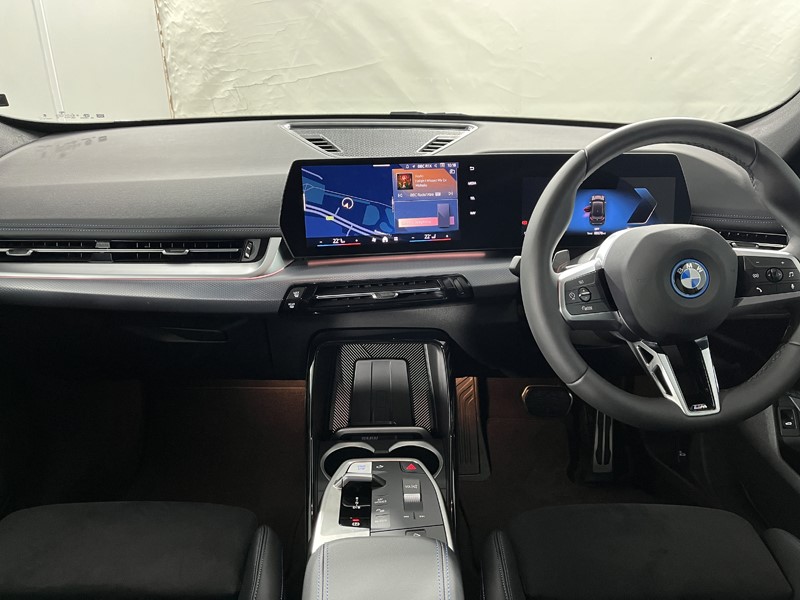 Used BMW iX1 2025 for sale - 77025603: Photo 4