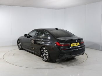 Used BMW 3 Series 2019 for sale - 77803998: Photo