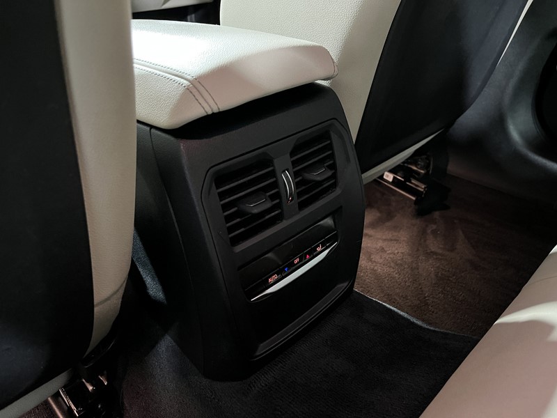 Used BMW 3 Series 2019 for sale - 77803998: Photo 42